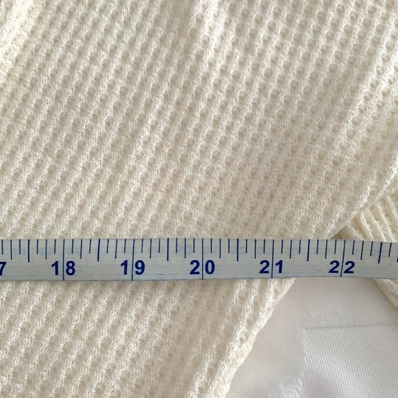 Lazy Sundays Women’s  Top. Scooped Draping, Asymmetrical Hem. Size Medium - Picture 7 of 9